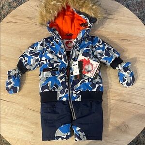Canada Weather Gear Baby Snowsuit 3-6M Blue Camo Winter Coat NWT Mittens